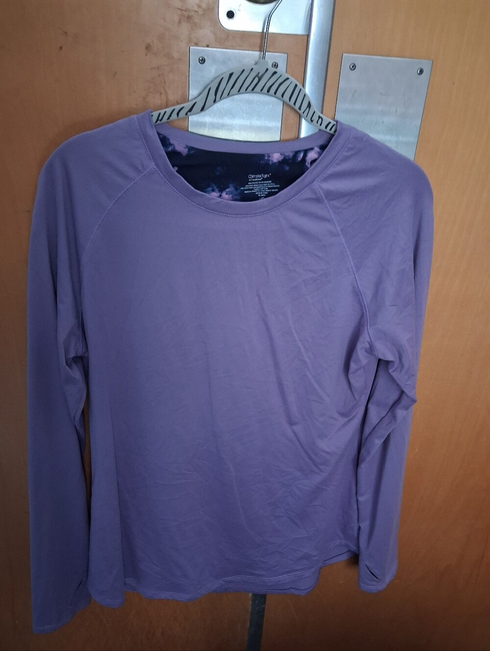 Climate Right By Cool Duds Women’s Long Sleeve Crew Neck Top in Lavender Size L